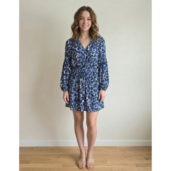 crown & ivy Dresses & Skirts - Crown & Ivy Dress Womens Small Blue Leopard Print Long Balloon Sleeve Mini Boho